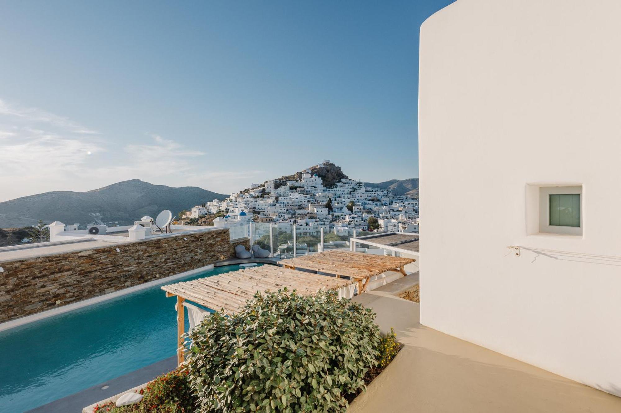 White Loft Hotel