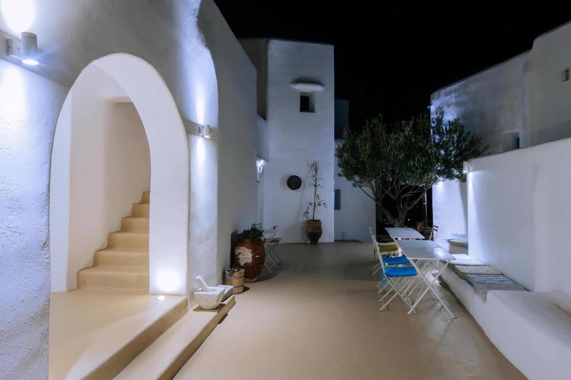 White Loft Hotel