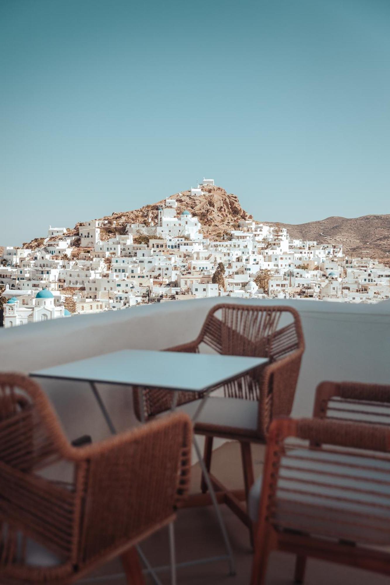 White Loft Chora (Ios)