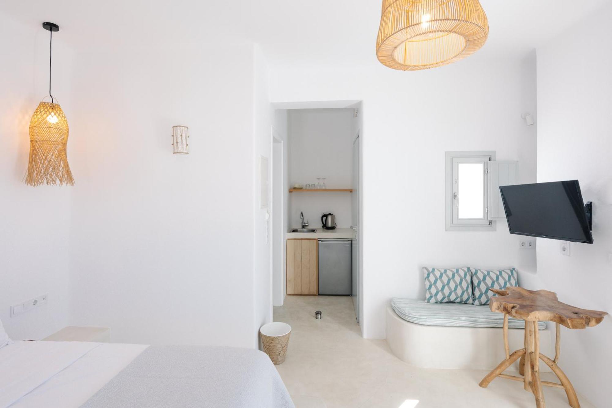 White Loft Hotel