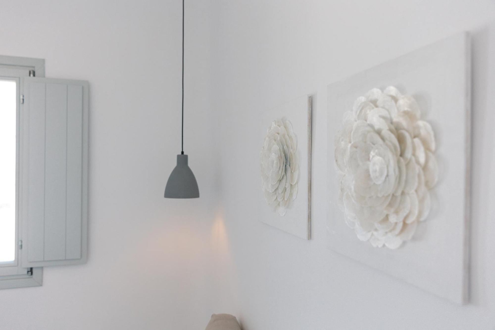 White Loft Chora